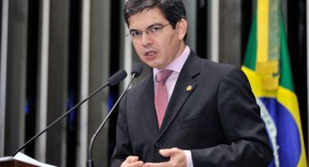 “Neste governo não há interferência na PF”, diz Randolfe Rodrigues em resposta a Moro