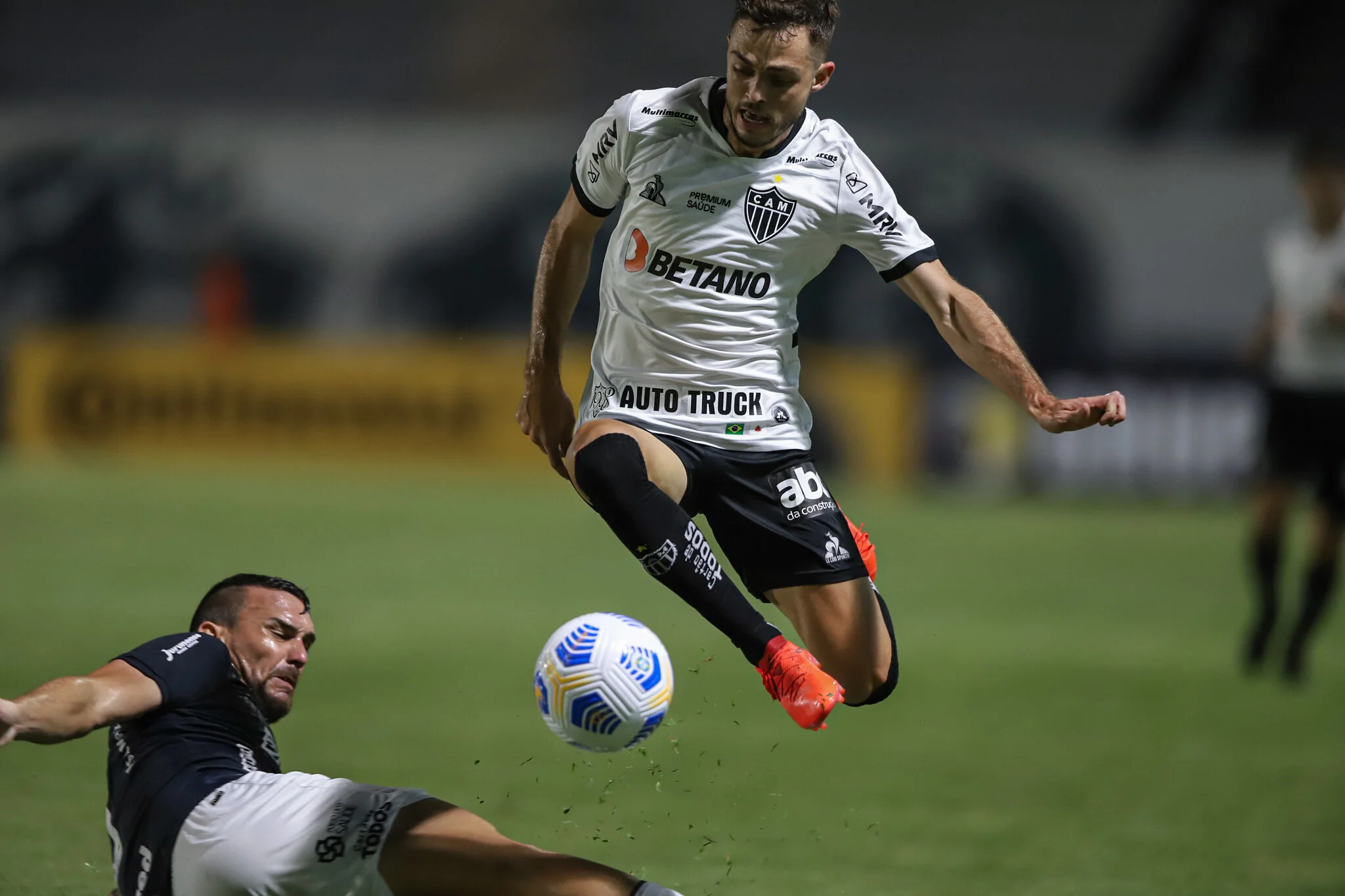 Em noite inspirada de Nacho, Atlético-MG vence o Remo pela Copa do Brasil