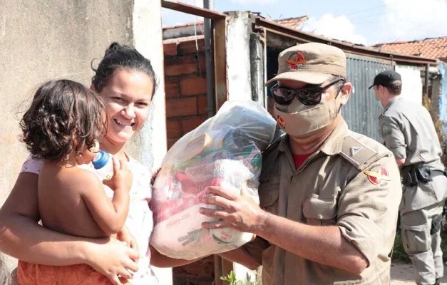 OVG já entregou 14 mil cestas básicas em bairros de Goiânia durante campanha de segurança alimentar