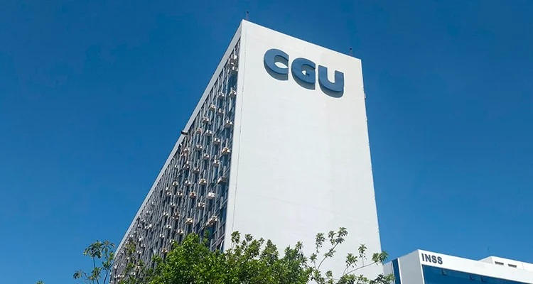 CGU aponta sobrepreço em compra de diluente