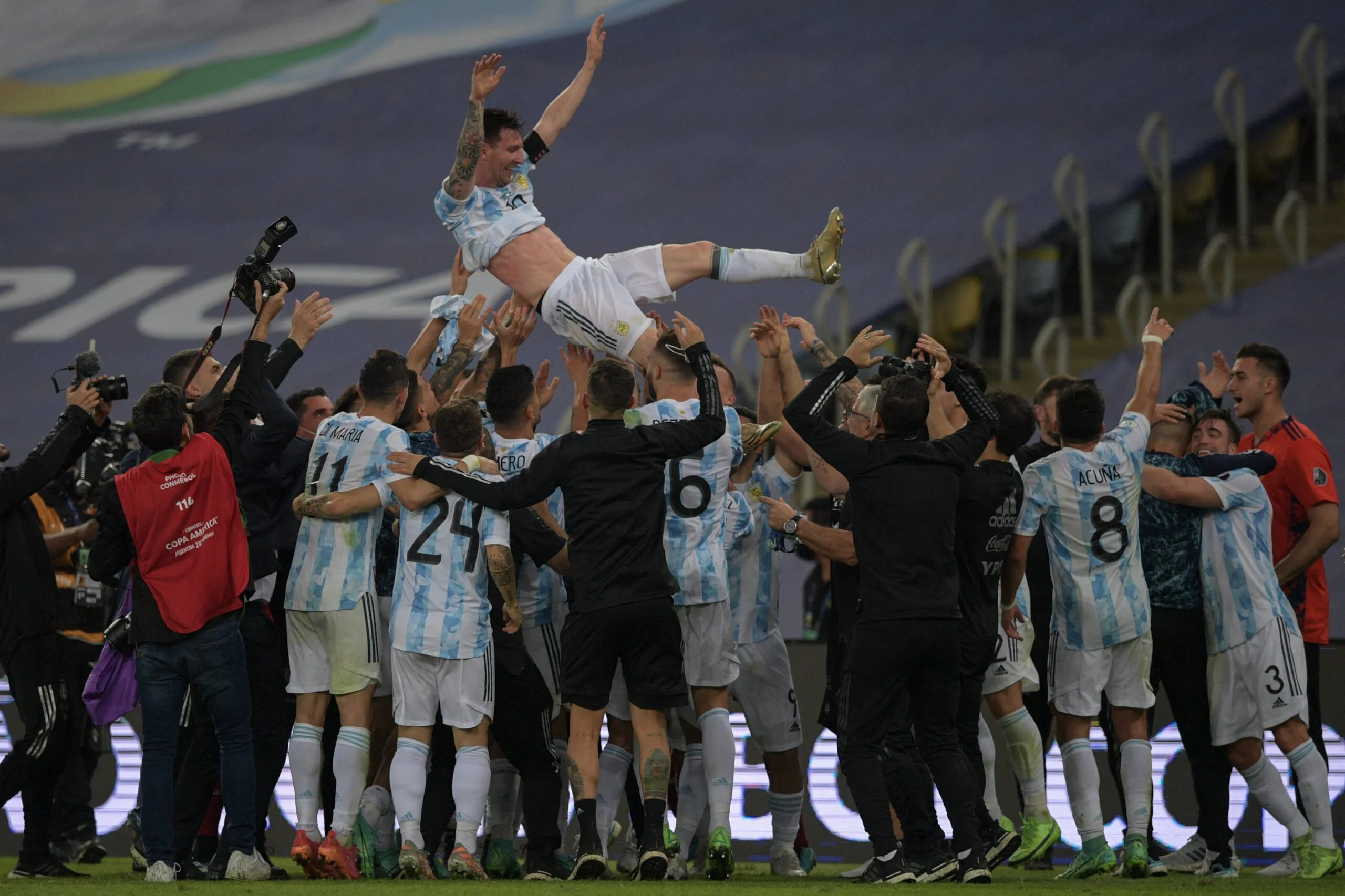 Argentina bate o Brasil, conquista a Copa América e acaba com jejum de títulos