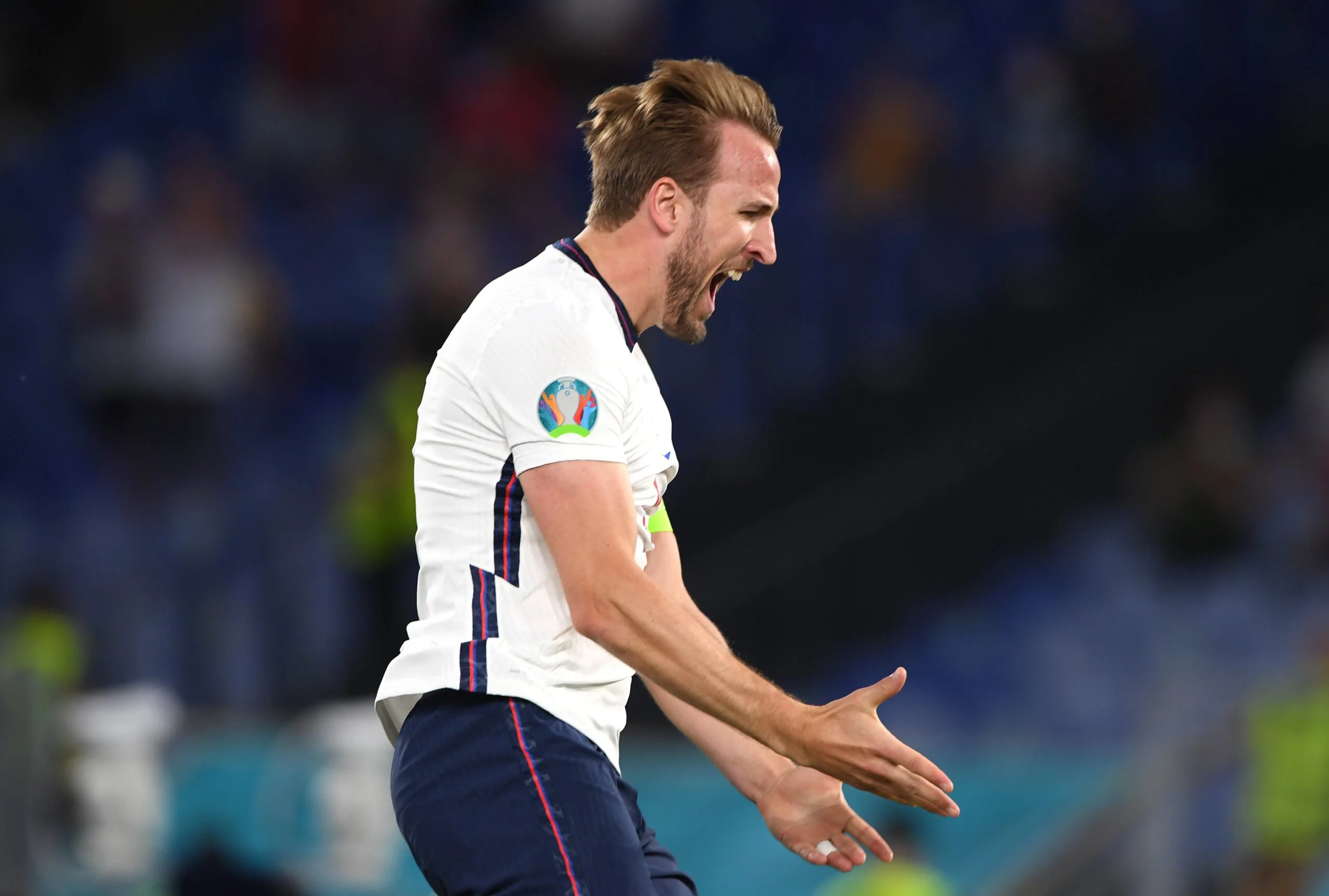 Com dois de Kane, Inglaterra passeia contra Ucrânia e avança à semi da Eurocopa