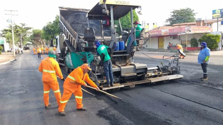 Prefeitura promete sinalização em todas as vias com asfalto novo em até três meses