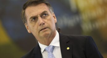 Bolsonaro põe Centrão na Casa Civil e recria Trabalho