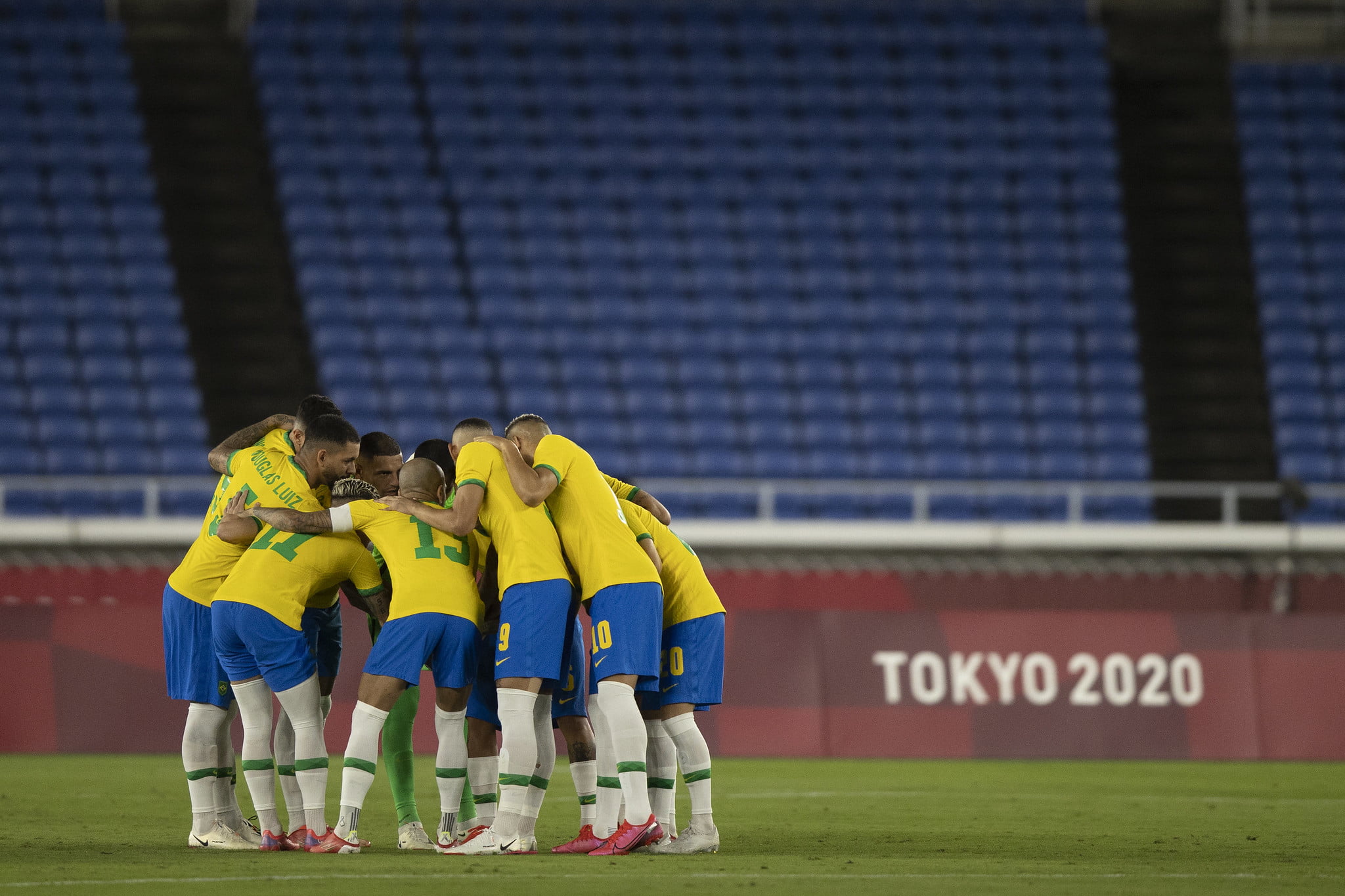 Brasil bate Espanha na prorrogação e conquista o bi olímpico no futebol masculino