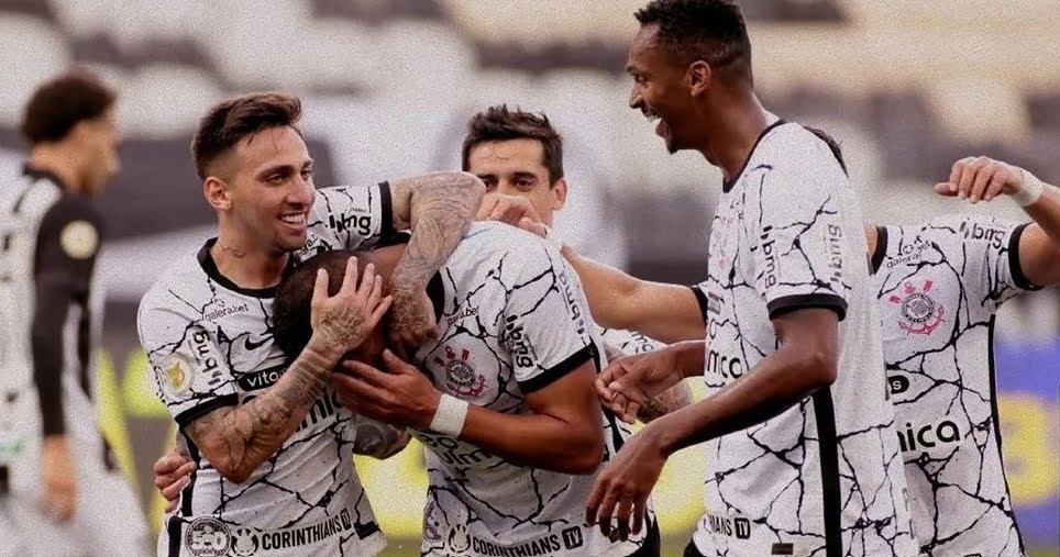 Corinthians vence o Ceará em Itaquera com golaço de Renato Augusto em sua volta