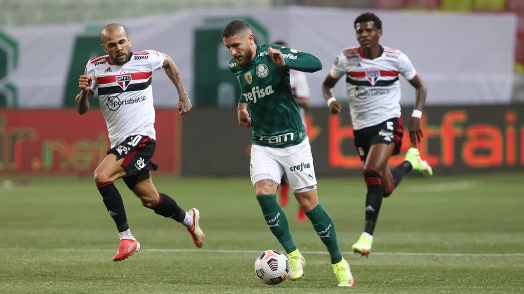 Palmeiras faz 3 a 0 no São Paulo, encerra tabu e vai à semifinal da Libertadores