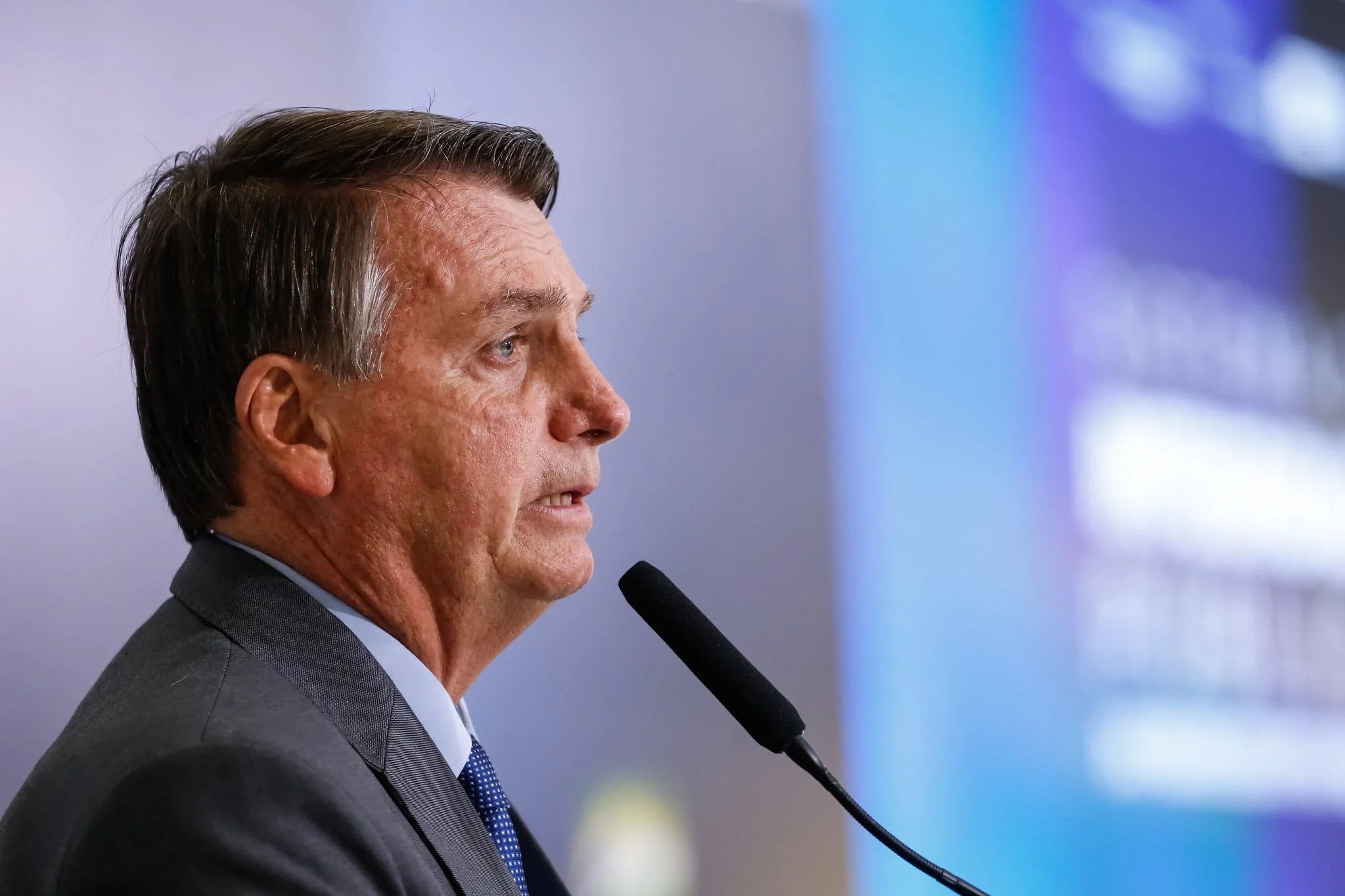 Bolsonaro diz que ‘passaporte covid’ é um “crime”