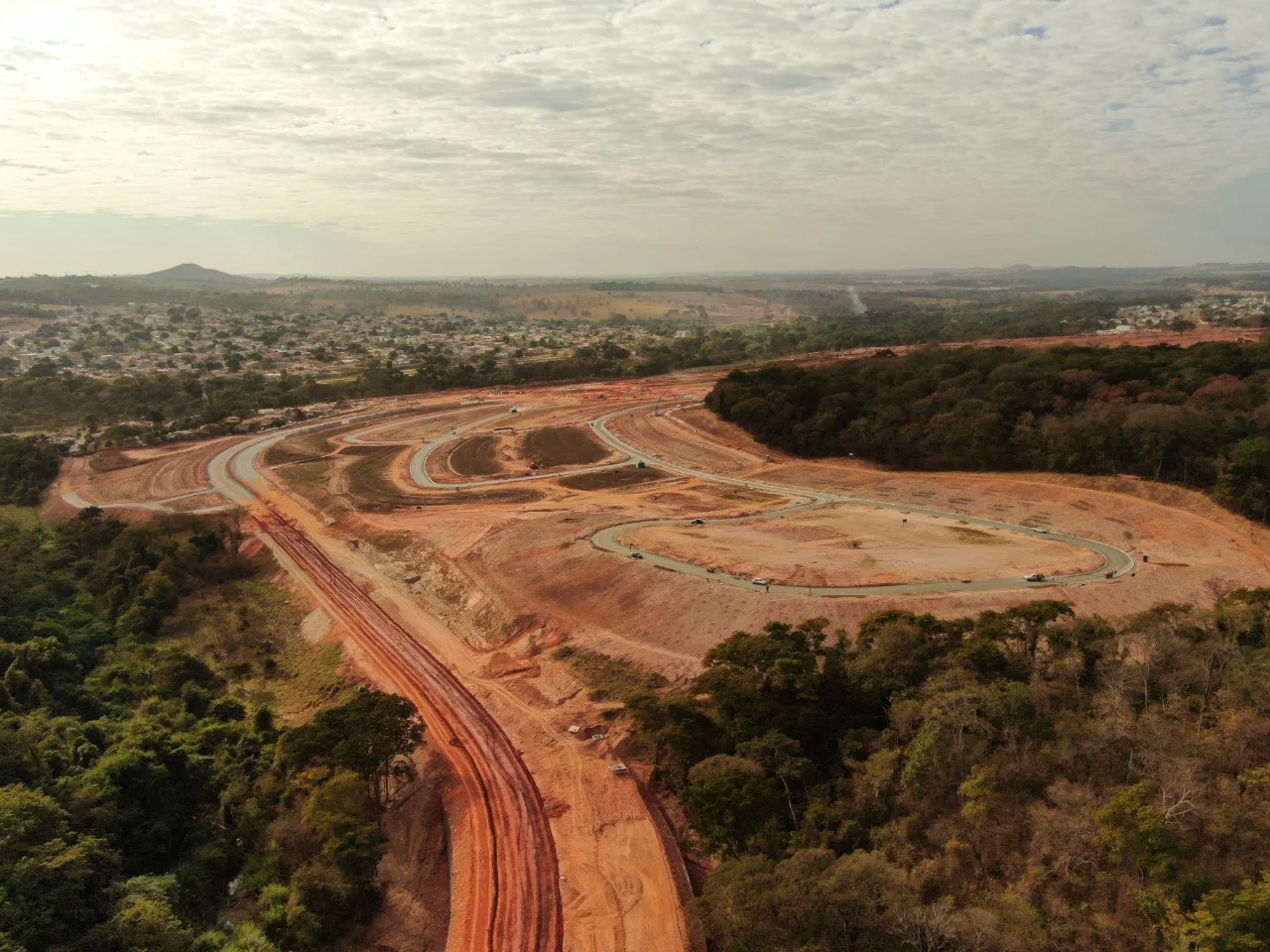 Em alta, setor da construção civil já tem números semelhantes a período prévio à pandemia