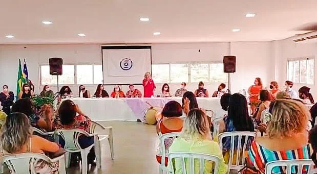 Valentina Jungmann participa de Forum Goiano