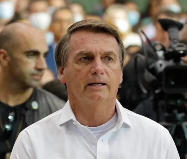 Bolsonaro cede terreno na BR-153 a pedido de Caiado para construção de Hospital em Goiás