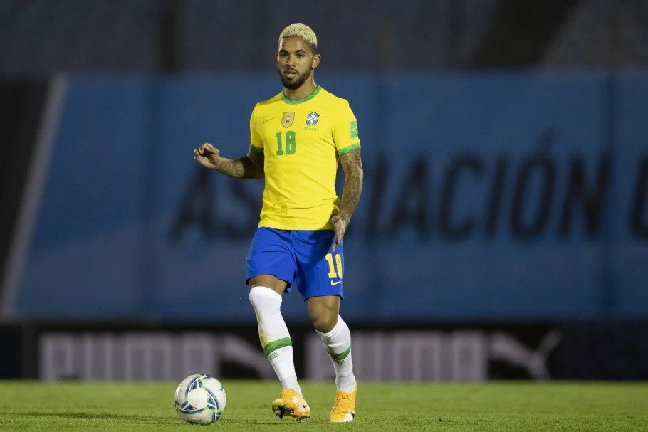 Tite corta Casemiro da seleção brasileira e convoca Douglas Luiz, do Aston Villa