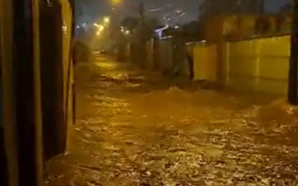 Chuva causa transtornos em Goiânia na noite desta quarta-feira (20); veja como fica o tempo