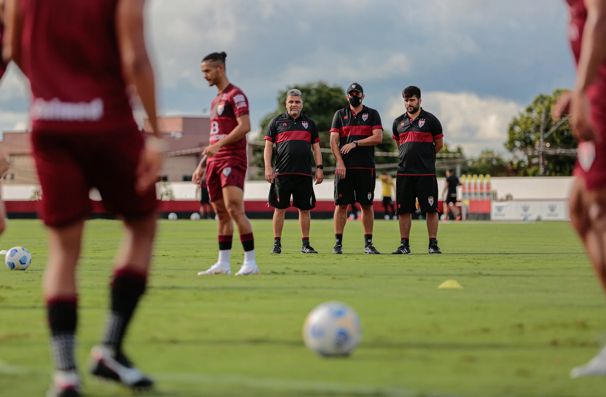 Atlético-GO tem desfalques para enfrentar o Santos no Accioly