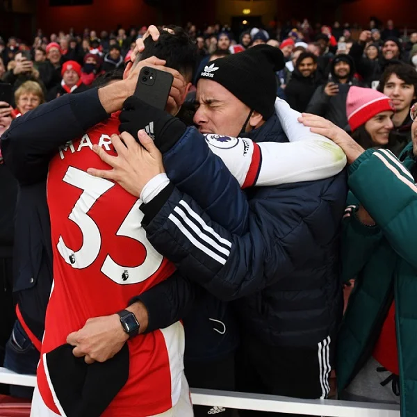 Gabriel Martinelli sai do banco e garante vitória do Arsenal sobre o Newcastle