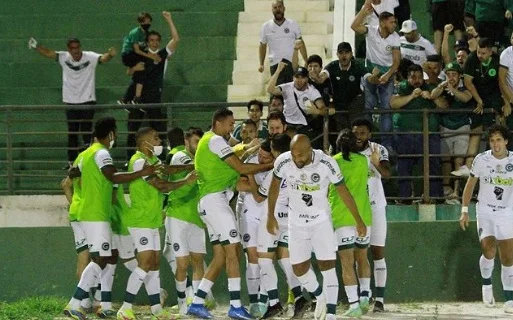 Goiás vence Guarani em Campinas e garante acesso para Série A do Campeonato Brasileiro