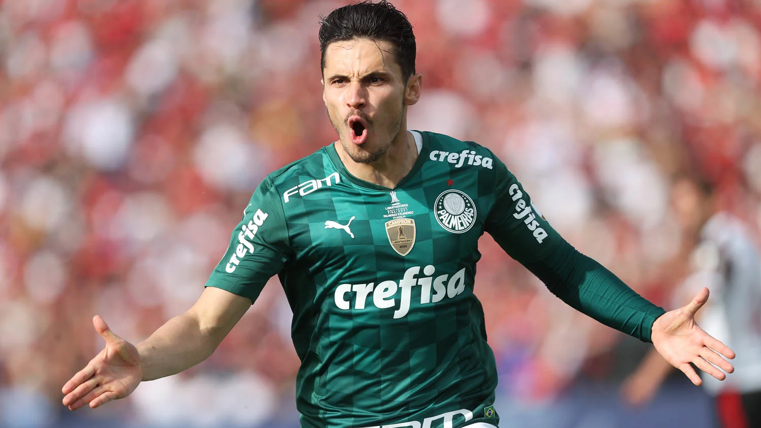 Destaque na Libertadores, Raphael Veiga supera Alex e orgulha avô palmeirense