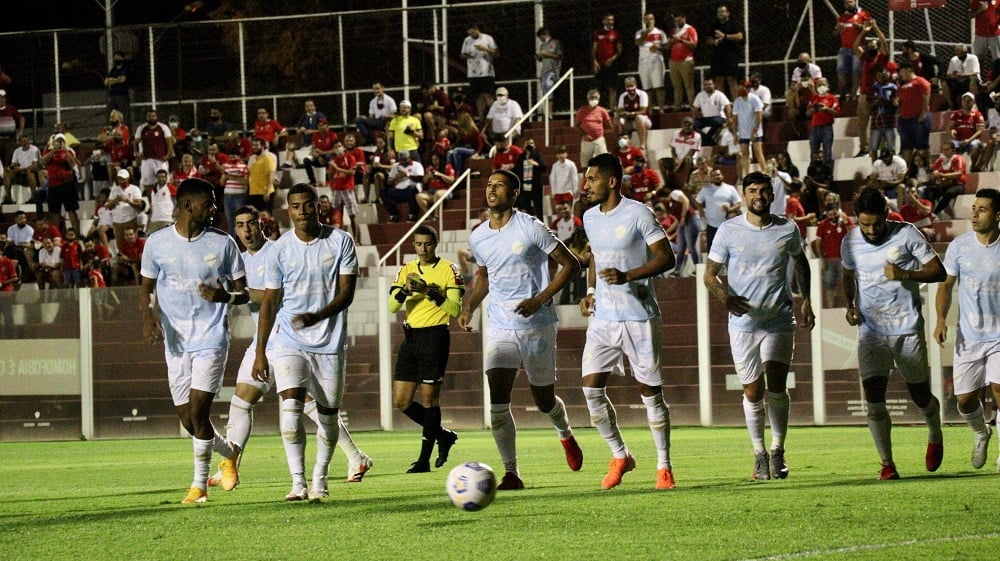 Vila Nova faz 7×0 na Aquidauanense e avança para semifinais da Copa Verde