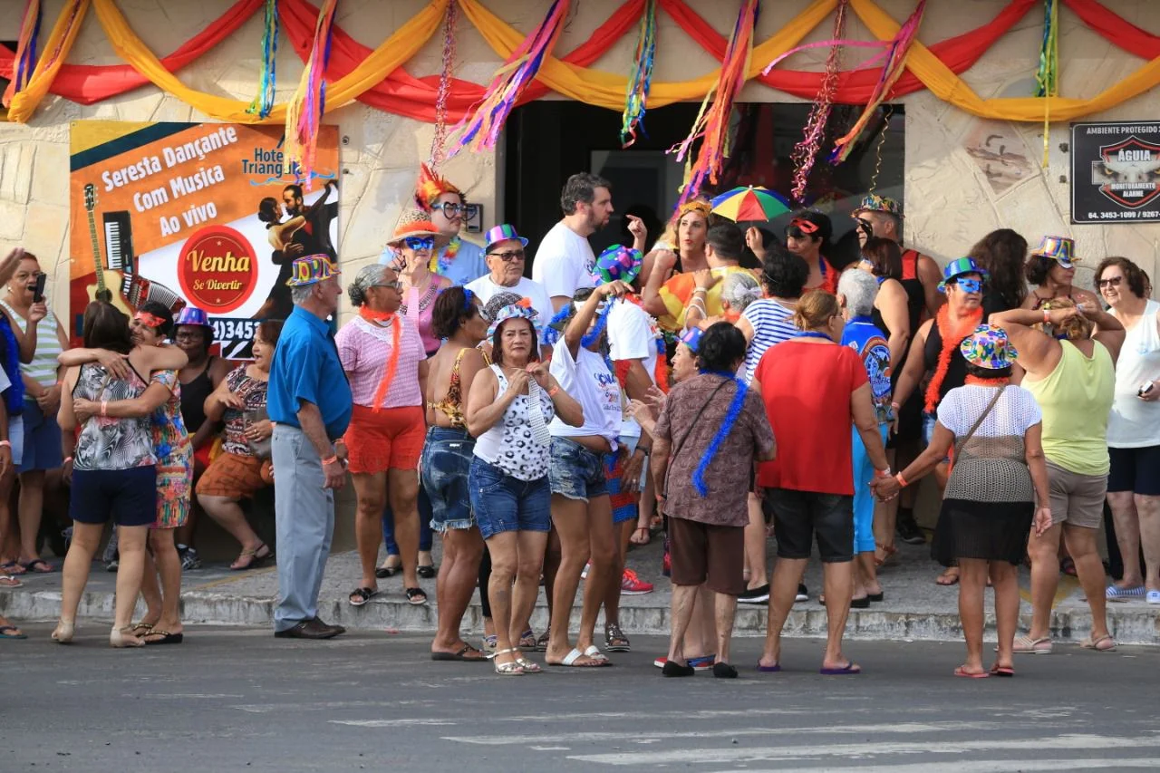 Com carnaval confirmado em Caldas Novas, cidade exigirá passaporte da vacina ou teste negativo para Covid-19