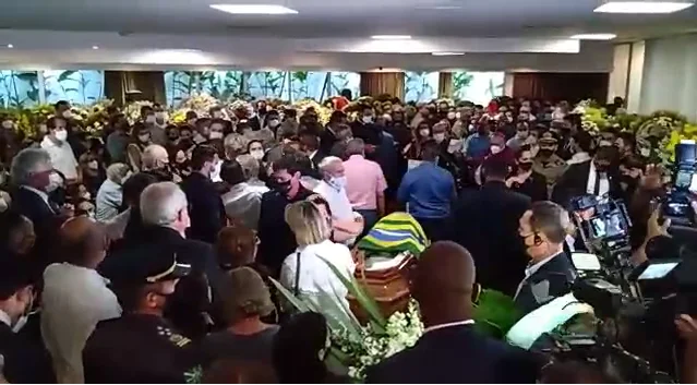 Culto em homenagem a Iris Rezende é realizado no Palácio das Esmeraldas