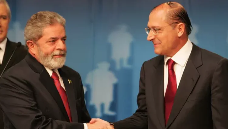 PT adia lançamento da chapa Lula-Alckmin para 7 de maio