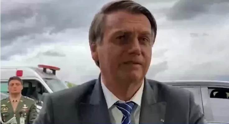 Bolsonaro aponta Vitor Hugo como alternativa ao governo de Goiás