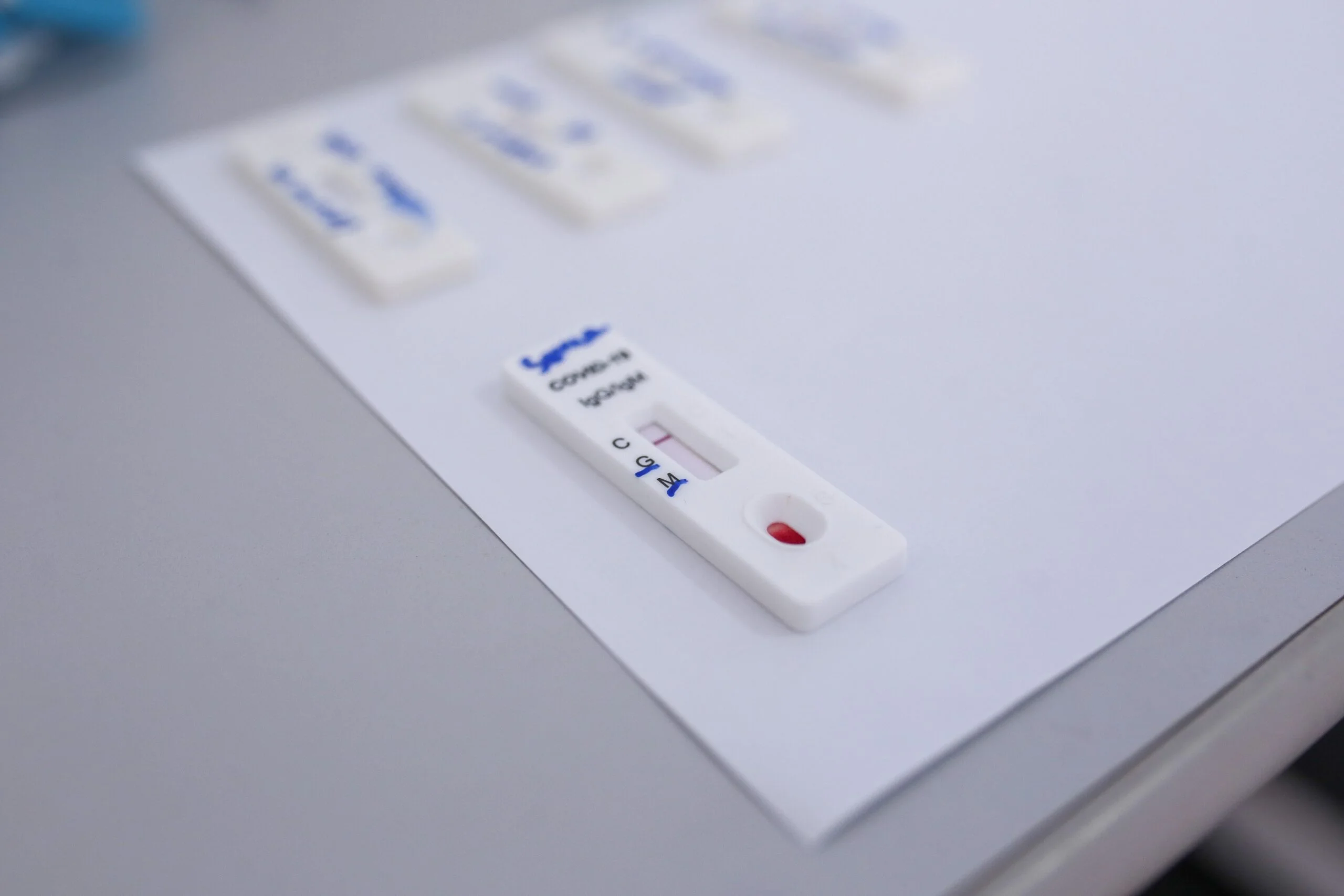 Laboratórios detectam aumento significativo de infectados por covid-19 (Foto Divulgação).