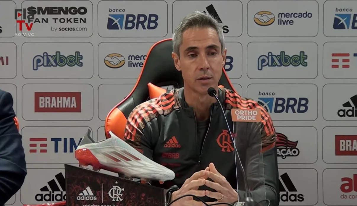 Paulo Sousa é apresentado no Flamengo e fala em ‘oportunidade única’ na carreira