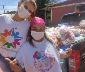 Sarah Gomes de Menezes e Uelida Regina dos Santos (Foto Divulgação).