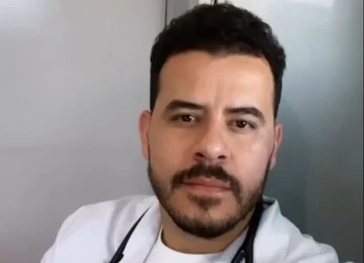 Delegado que exigia prioridade no atendimento prende médico em Cavalcante; População convoca ato