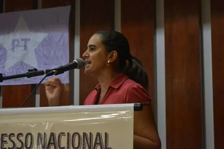 “Bolsonaro fere a autonomia da UFG”, diz Kátia Maria a respeito de nomeação de reitora