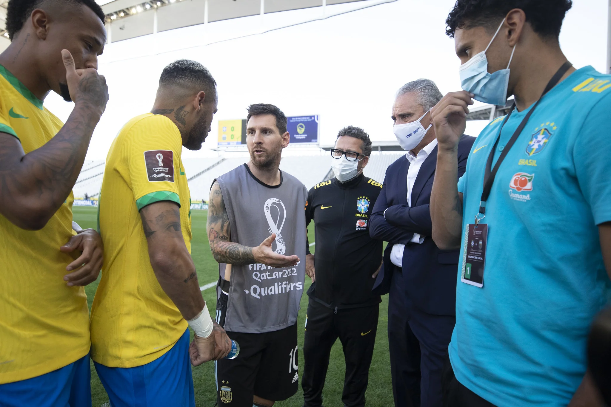 Fifa decide marcar novo Brasil x Argentina, pune federações e suspende jogadores