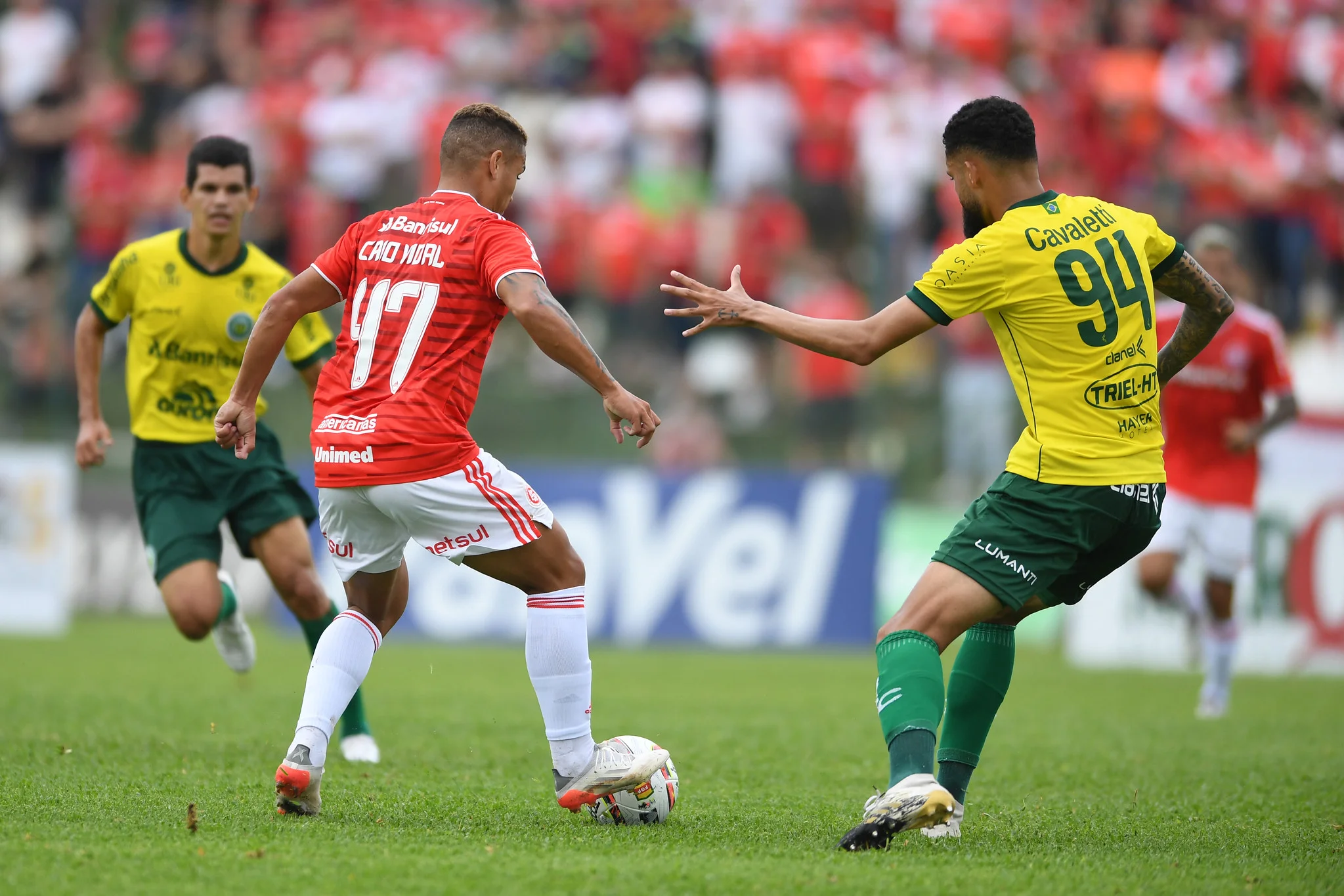 Ypiranga vence Inter em jogo pela liderança do Gauchão e mantém tabu de 30 anos