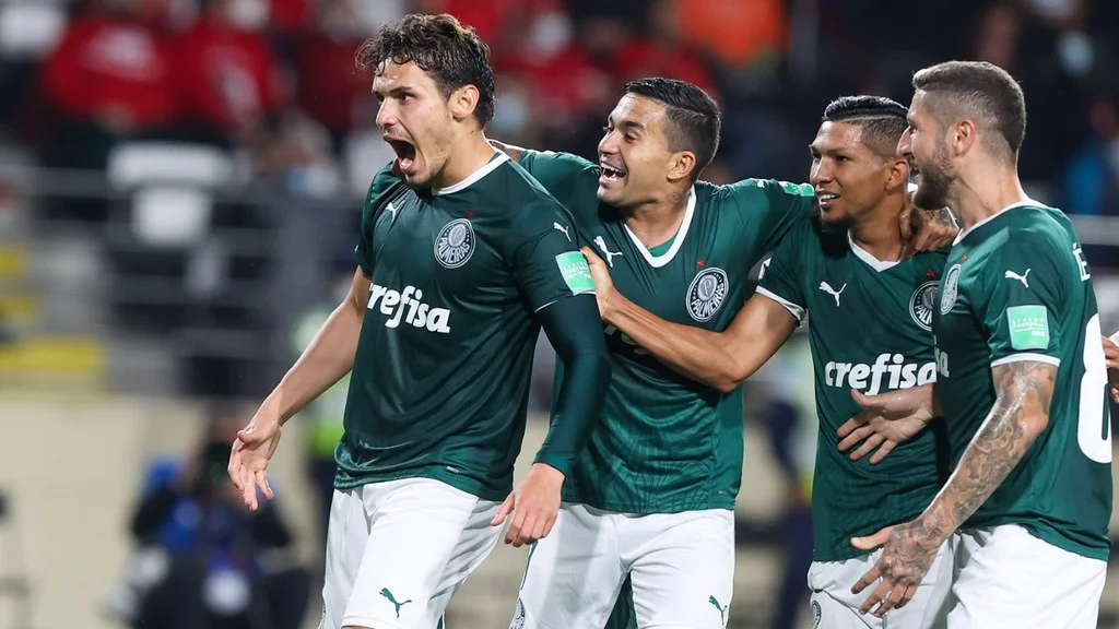 Palmeiras vence Al Ahly e vai à final do Mundial com futebol convincente