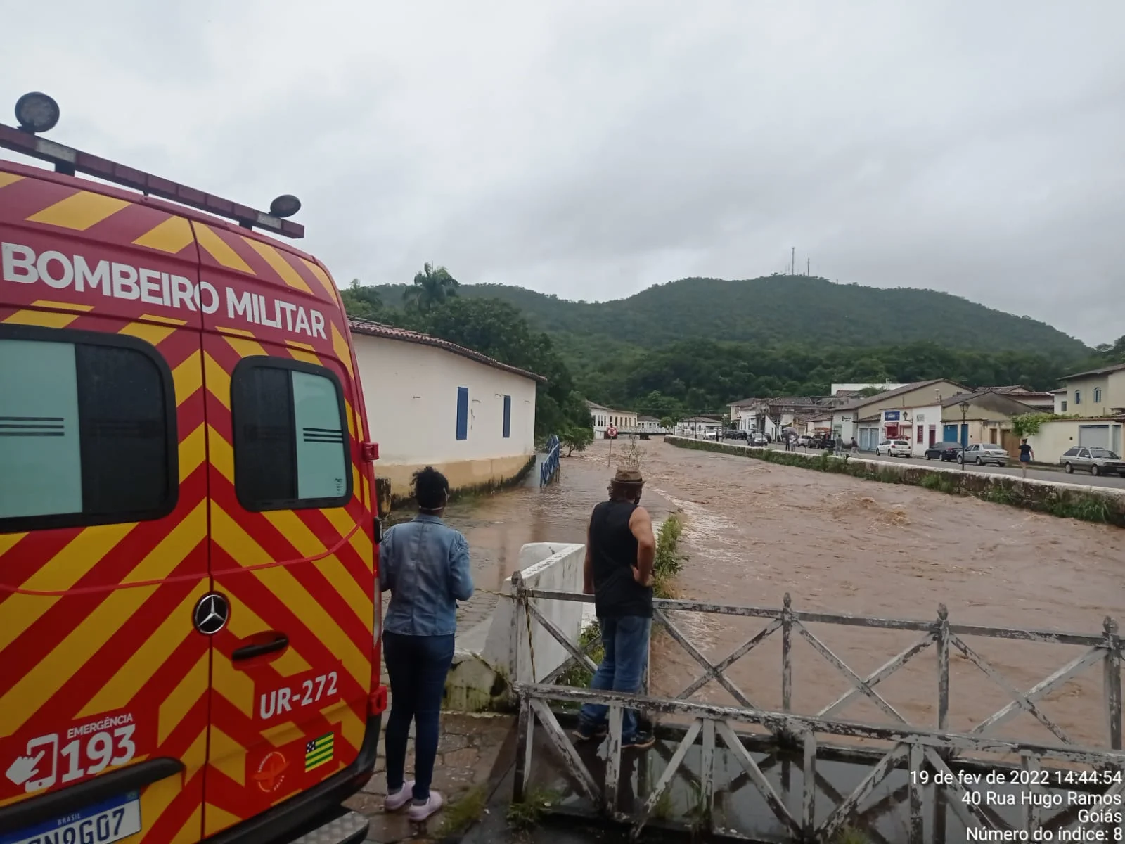 Cidade de Goiás fica em alerta após cheia do Rio Vermelho