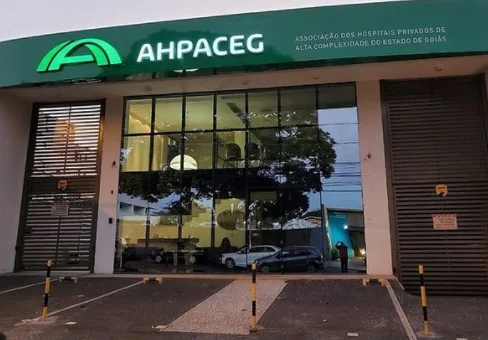 Cinco meses de atraso fazem Ahpaceg suspender atendimento pelo Imas que contesta