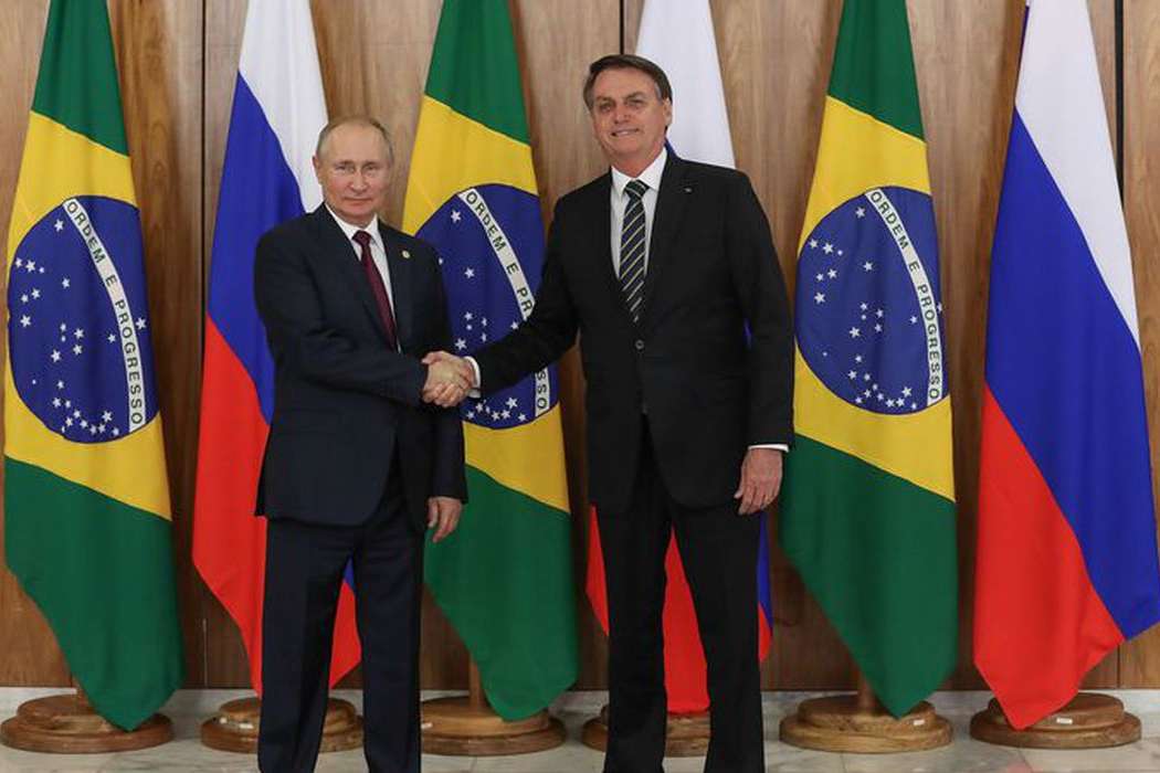 Bolsonaro confirma viagem a Moscou mesmo com escalada de tensões na Ucrânia