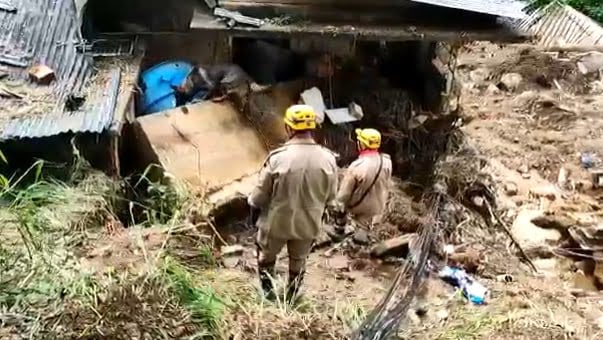 Bombeiros de Goiás auxiliam trabalhos de resgate em Petrópolis