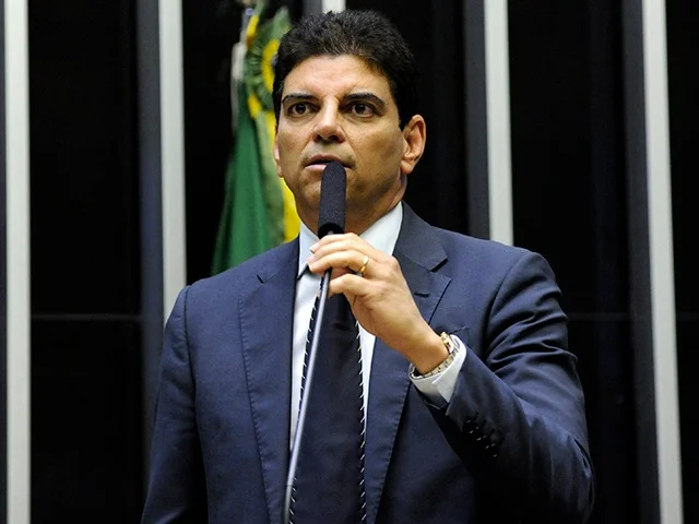 Novo presidente do Progressistas é vice-líder de Bolsonaro e apoia o PT na Bahia