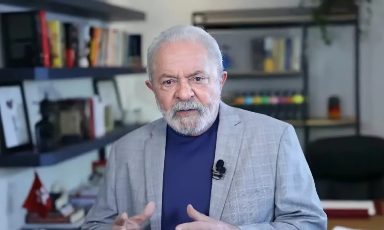 Lula diz que Forças Armadas estarão do lado do povo e critica autoritarismo