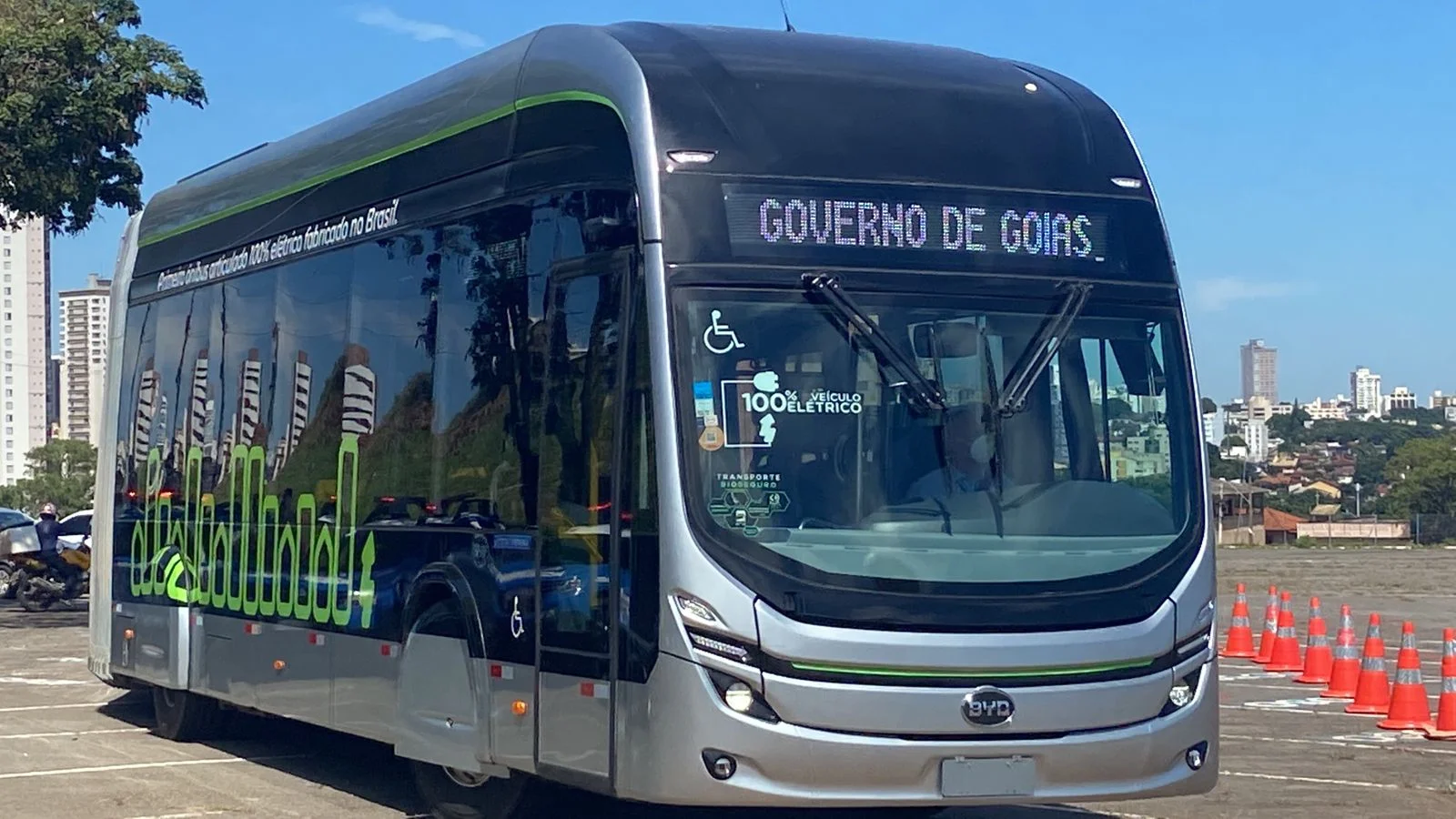 Governo prevê ônibus elétricos no Eixo Anhanguera para o segundo semestre de 2023