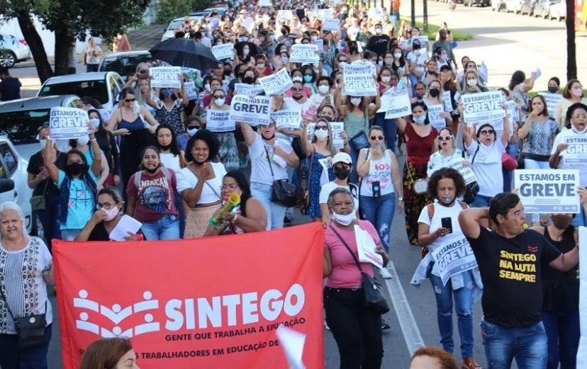 Com 15 dias de greve, cálculos para nova proposta aos professores da rede municipal de Goiânia seguem indefinidos