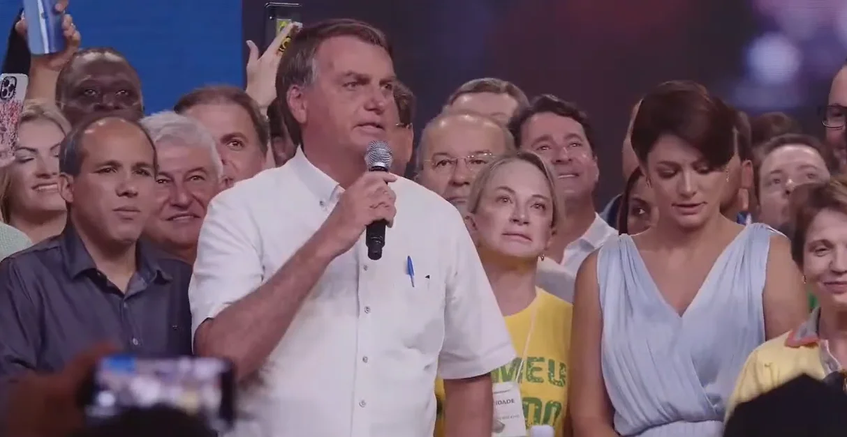 Major Vitor Hugo não filia ao PL e Gustavo Mendanha se aproxima de acordo com Bolsonaro