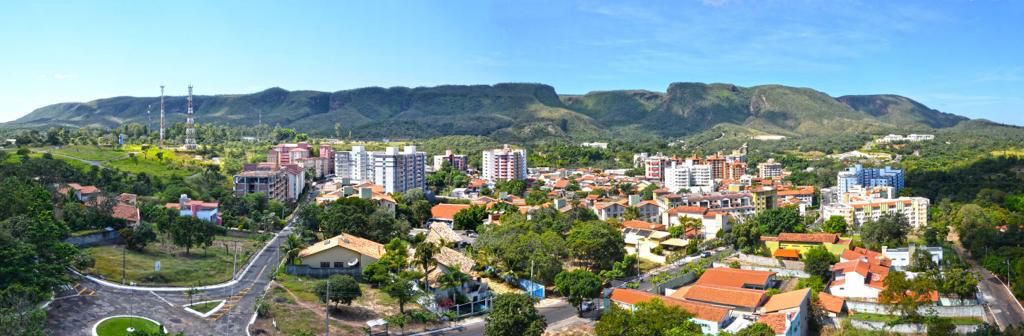 Prefeitura de Rio Quente abre processo seletivo com 100 vagas e salário de até R$ 2,7 mil