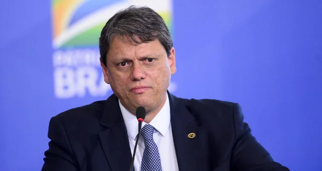 Após veto a Moro, PSOL questiona MP sobre domicílio eleitoral de Tarcísio de Freitas