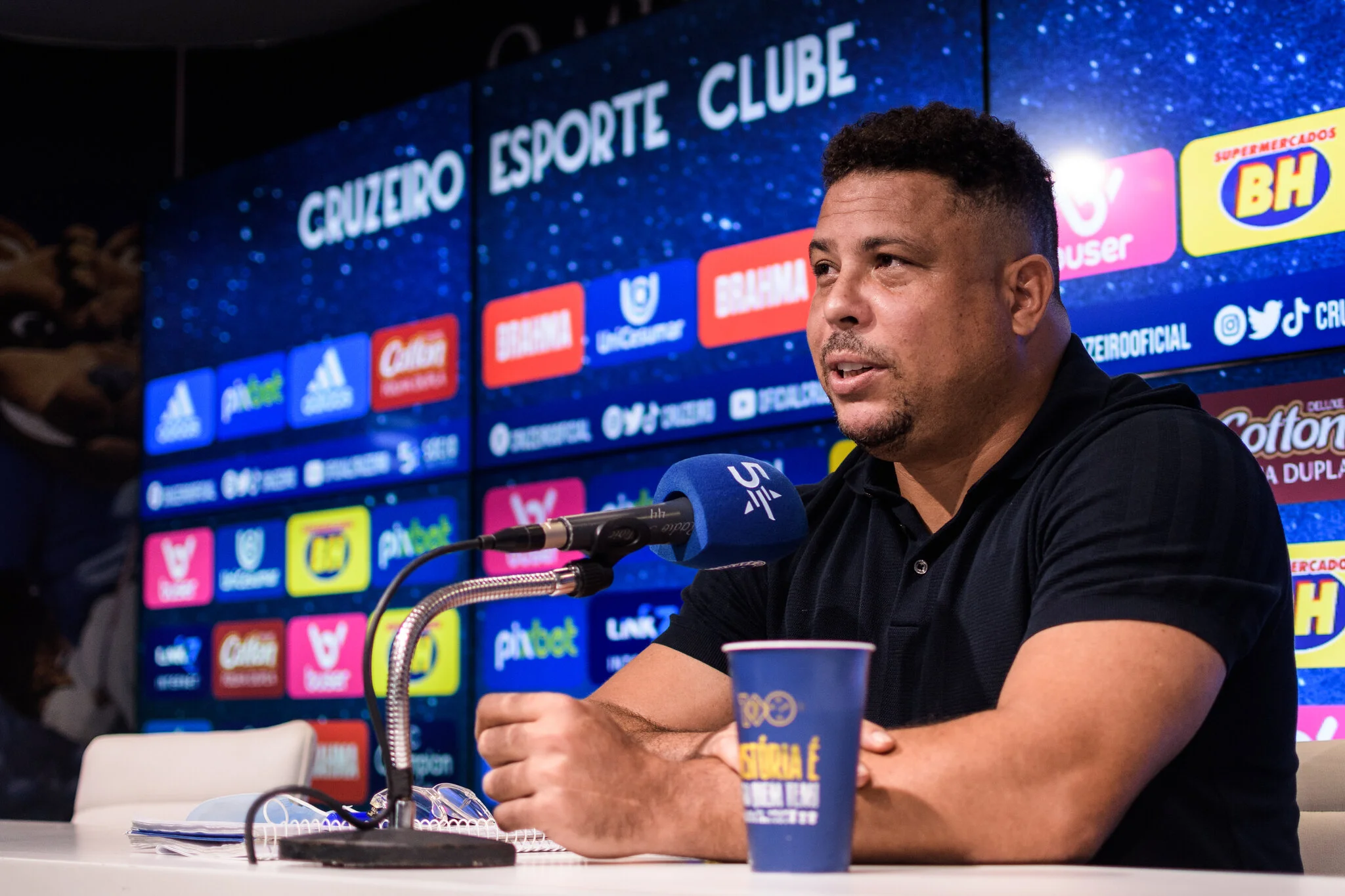 Ronaldo pede paciência com Cruzeiro na Série B e cogita construir estádio