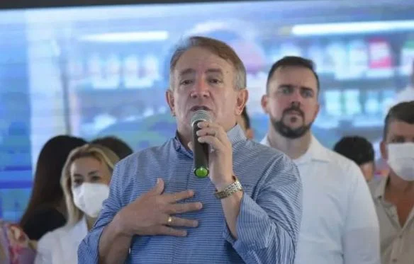 Vilmar Mariano faz trocas no secretariado após saída de Mendanha