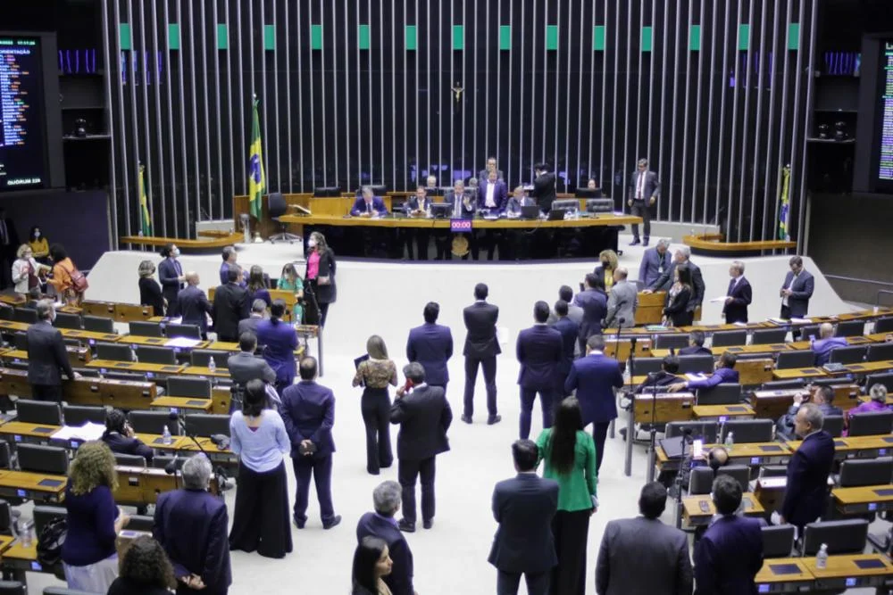 Câmara aprova texto-base do teto de 17% do ICMS após mudanças feitas pelo Senado