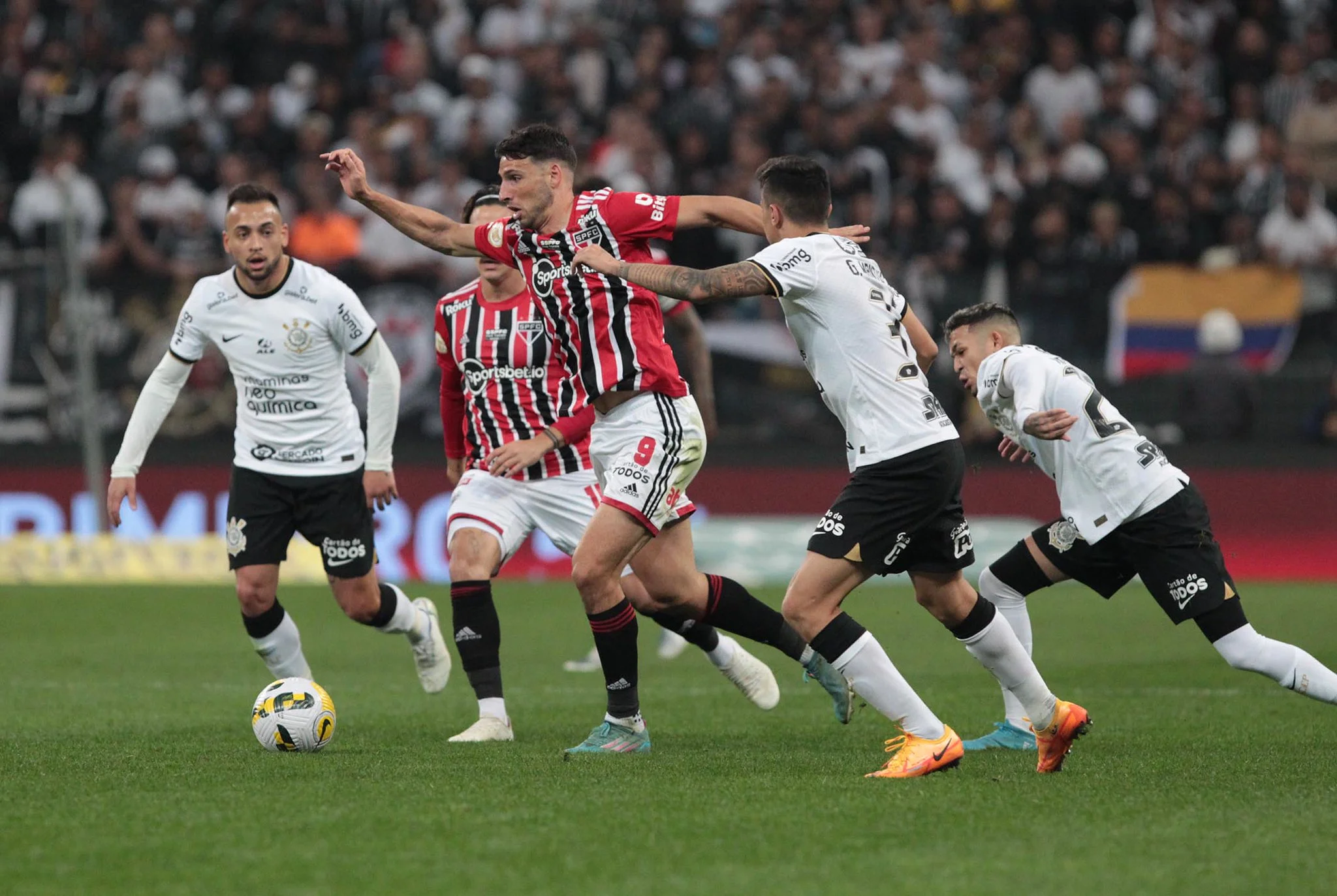 Corinthians x São Paulo iguala recorde de audiência da final do Mundial de Clubes