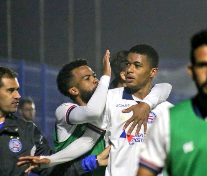 Após novo empate com Azuriz-PR, Bahia garante nos pênaltis sua classificação na Copa do Brasil